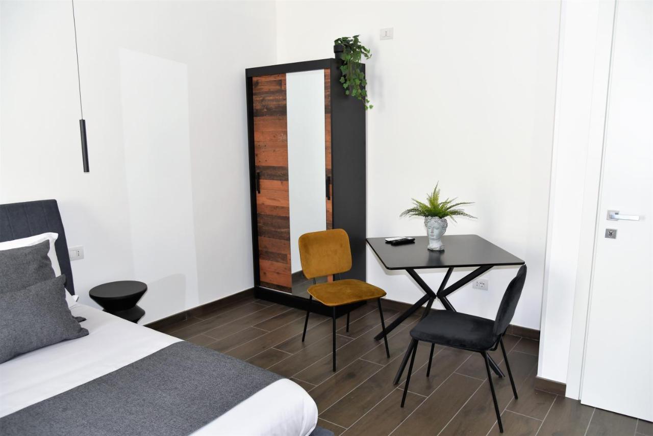 Gl Rooms And Apartments Барі Екстер'єр фото
