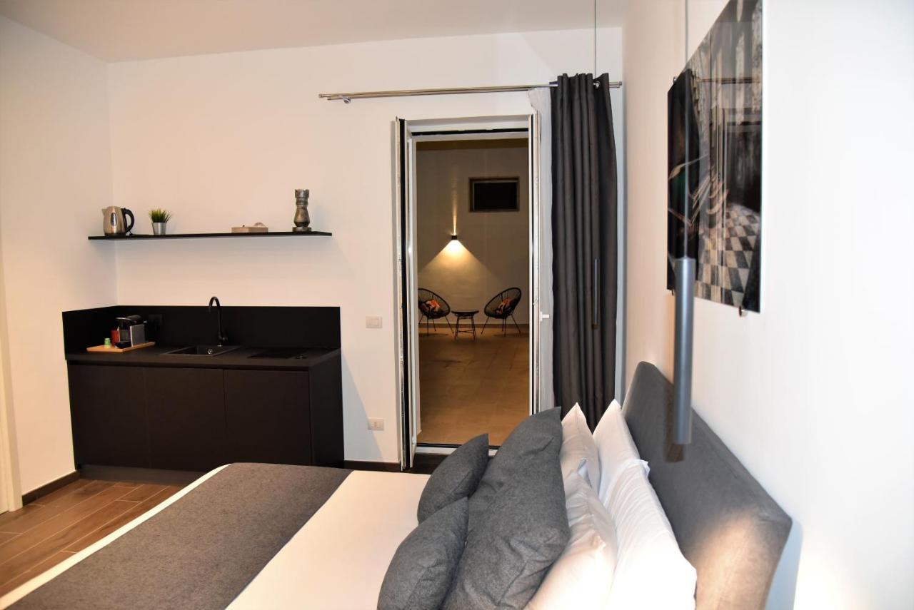 Gl Rooms And Apartments Барі Екстер'єр фото